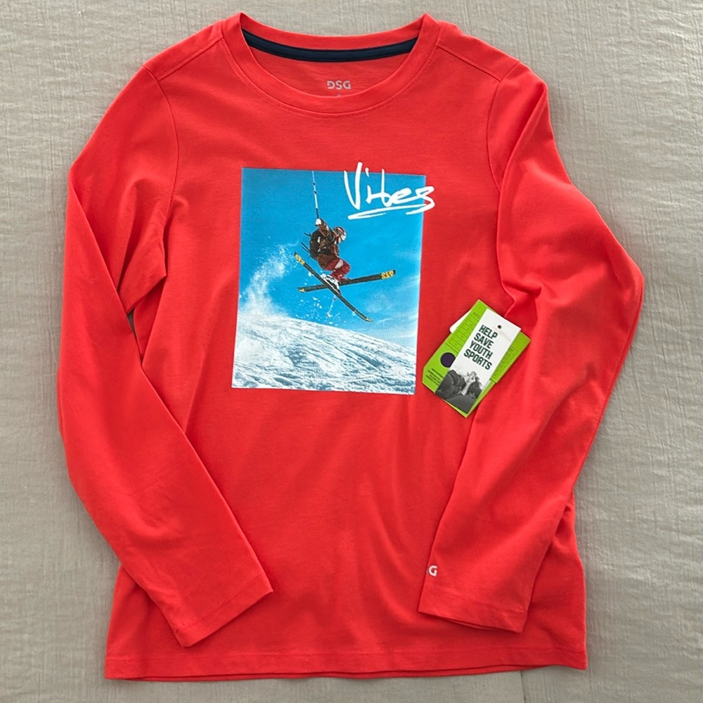 DSG long sleeve boys size 8-9 NWT